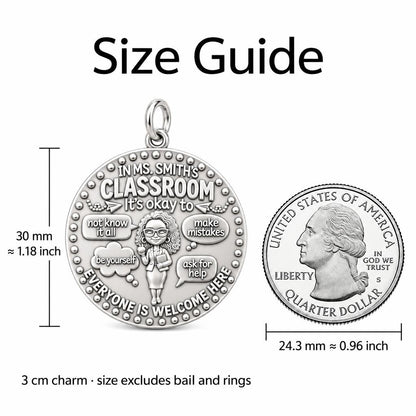 Welcome Classroom Charm Bracelet – Personalized Teacher Gift – size guide, 3 cm charm next to a quarter