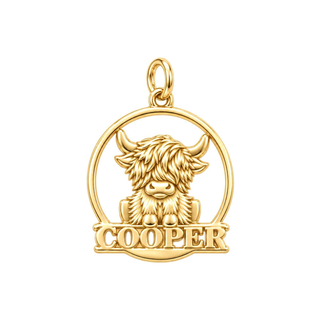 Wild and Woolly Highland Cow Charm Bracelet – Personalized Mom Gift – 18K gold charm, front view