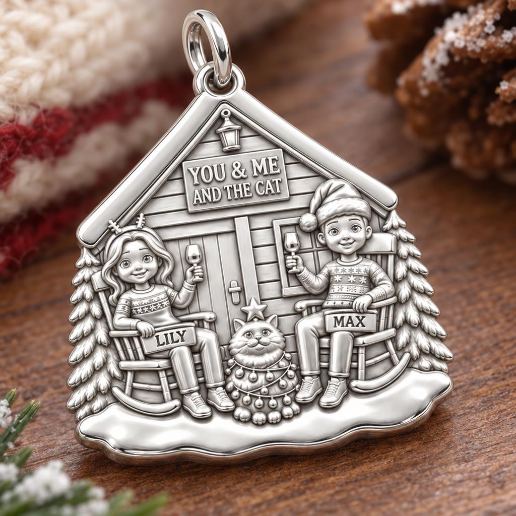 Winter Cabin Cats and Cocoa Charm and Polyester Cord Bracelet Set – macro detail of the charm