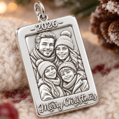 Winter Family Frame Charm Bracelet – Personalized Mom Gift – macro detail of the charm