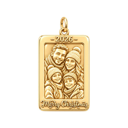 Winter Family Frame Charm Bracelet – Personalized Mom Gift – 18K gold plated 2 cm charm, front view