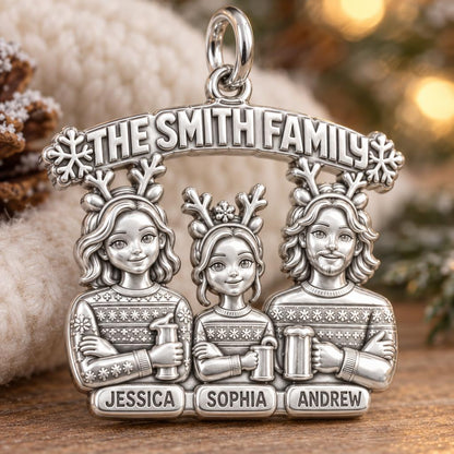 Winter Family Portrait Charm Bracelet – Personalized Family Gift – macro detail of the charm