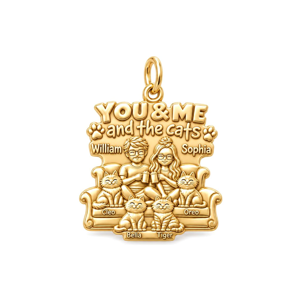 You Me and the Cats Charm Bracelet – Personalized Couple Gift – 18K gold plated 3 cm charm, front view